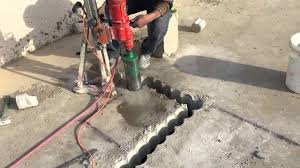 معلم لتخريم خرسانة في الرياض